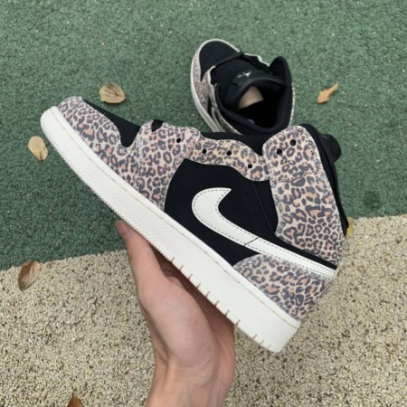 Jordan 1 Mid SE Leopard (GS)