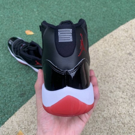 Jordan 11 Retro Playoffs Bred (2019)