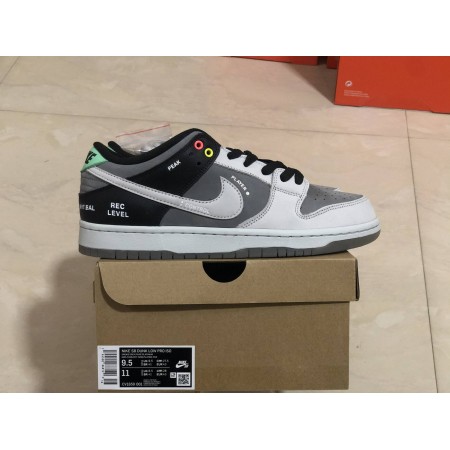 Nike SB Dunk Low VX1000