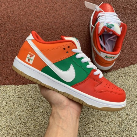 Nike SB Dunk Low 7-Eleven