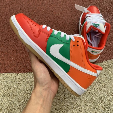 Nike SB Dunk Low 7-Eleven